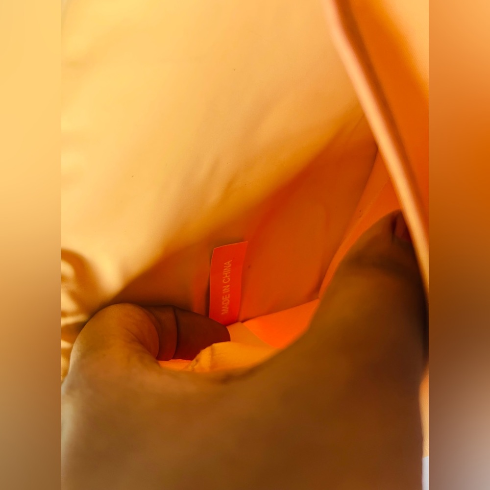 Christian Dior Peach Clutch - Picture 6 of 10